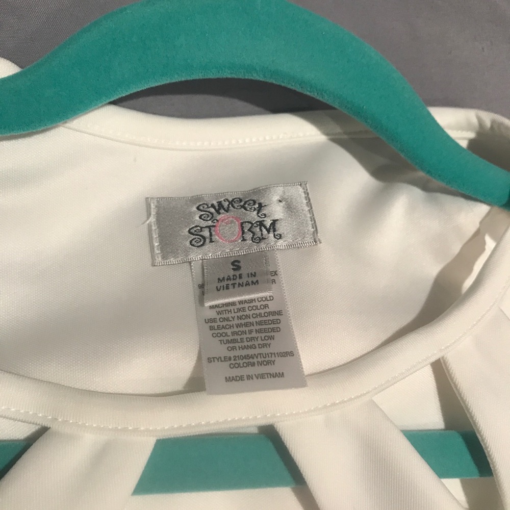 Fitted Dress - Picture 3 of 3